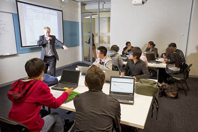 monash college classroom